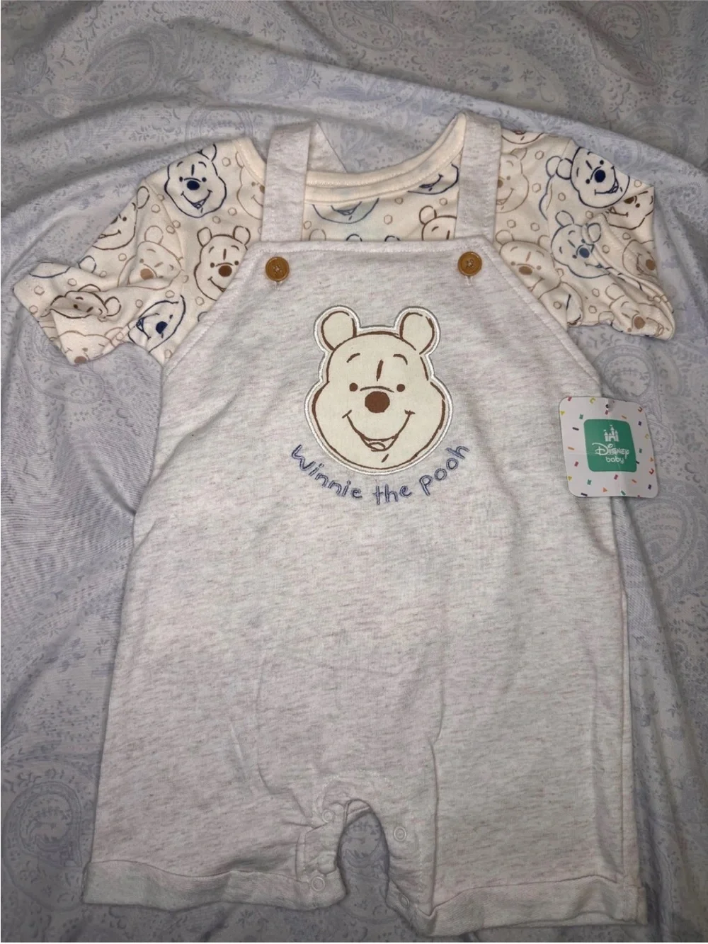 Disney Winnie the Pooh Gray Shorts Romper & Cream tee Pooh Faces. NO HANGER